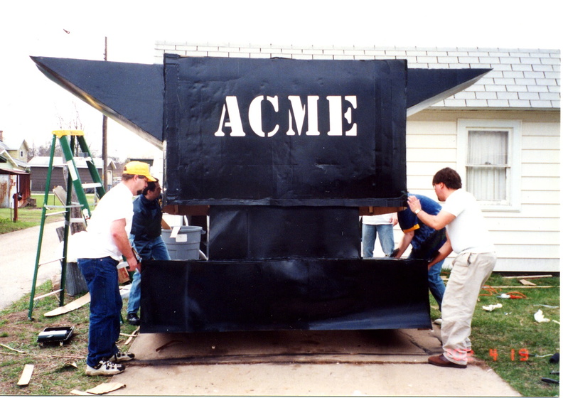 How many Freaks does it take to lift an anvil?