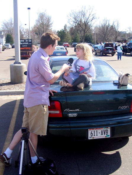 Lonnie charmed the reporter.